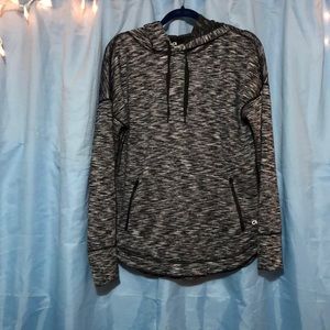 Women’s sweatshirt/ Women’s activewear